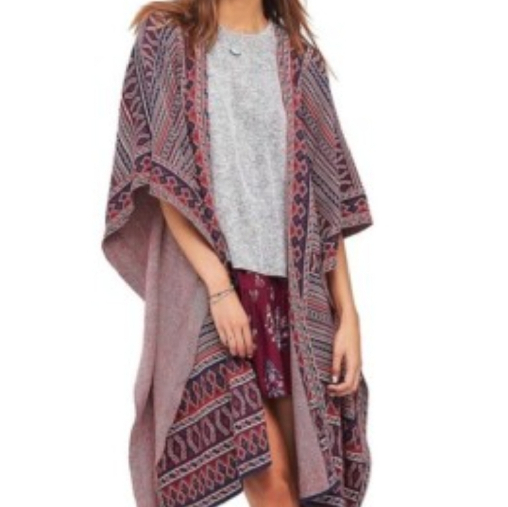 Tigerlily Arsim Bohemian Patterned Kimono Cardigan